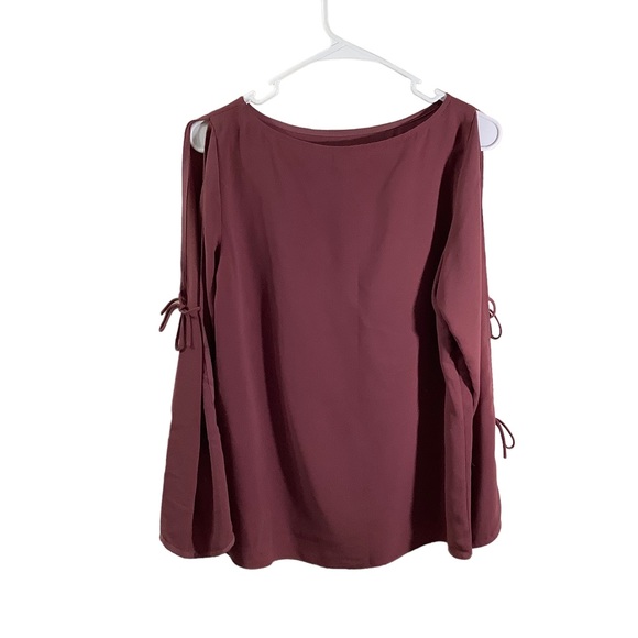 Wilfred Aritzia Tie Cold Shoulder Semi-Sheer Blouse - Picture 3 of 7